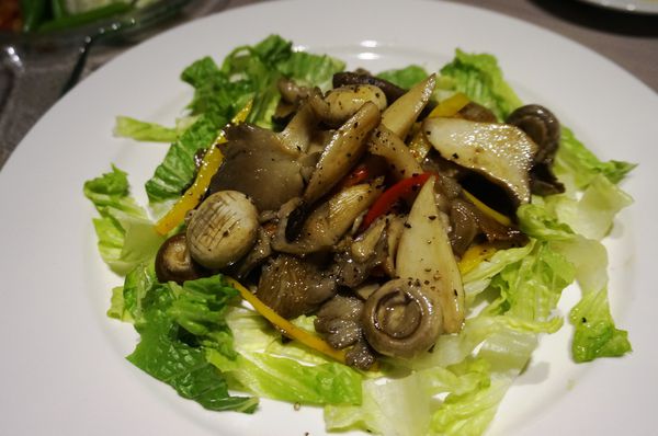 One Restaurant & Lounge：[忠孝復興] One Restaurant & Lounge :精緻質感東南亞料理 vs 風味調酒