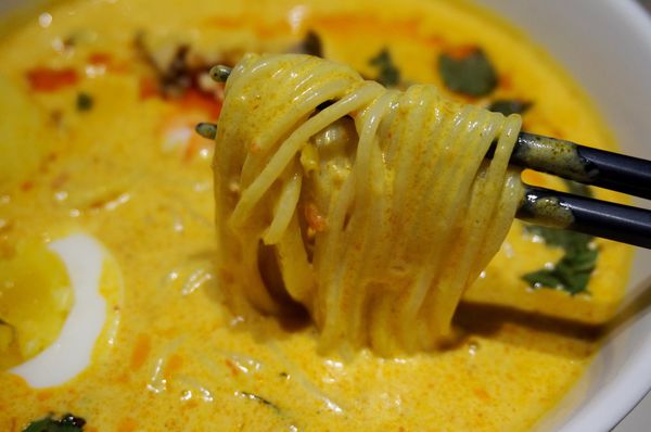 One Restaurant & Lounge：[忠孝復興] One Restaurant & Lounge :精緻質感東南亞料理 vs 風味調酒