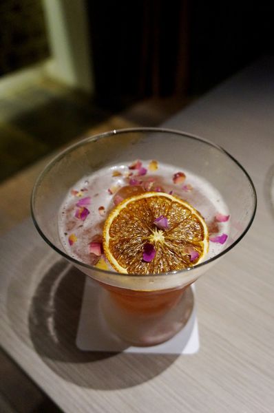 One Restaurant & Lounge：[忠孝復興] One Restaurant & Lounge :精緻質感東南亞料理 vs 風味調酒