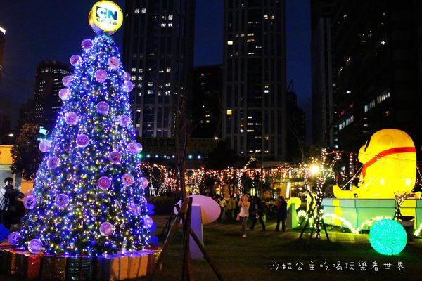 2015新北歡樂耶誕城:讓你從白天玩到晚上『2015新北歡樂耶誕城』捷運板橋站