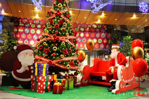 2015新北歡樂耶誕城:讓你從白天玩到晚上『2015新北歡樂耶誕城』捷運板橋站