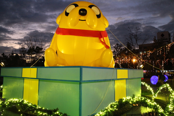 2015新北歡樂耶誕城:讓你從白天玩到晚上『2015新北歡樂耶誕城』捷運板橋站