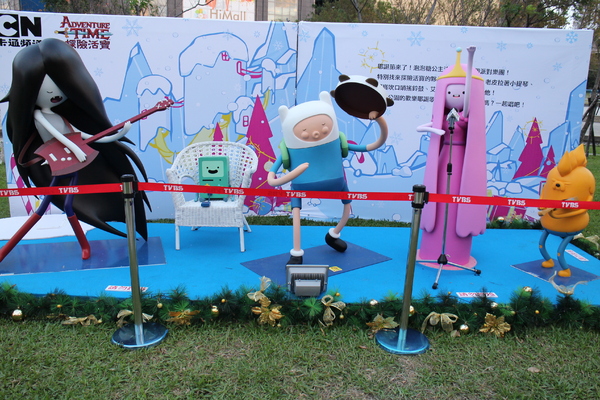 2015新北歡樂耶誕城:讓你從白天玩到晚上『2015新北歡樂耶誕城』捷運板橋站