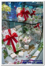 戀戀巴黎法式手工鳳梨酥：手工鳳梨酥．坐夢幻店面盡享鳳梨酥界的LV好滋味──戀戀巴黎