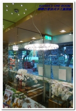 戀戀巴黎法式手工鳳梨酥：手工鳳梨酥．坐夢幻店面盡享鳳梨酥界的LV好滋味──戀戀巴黎