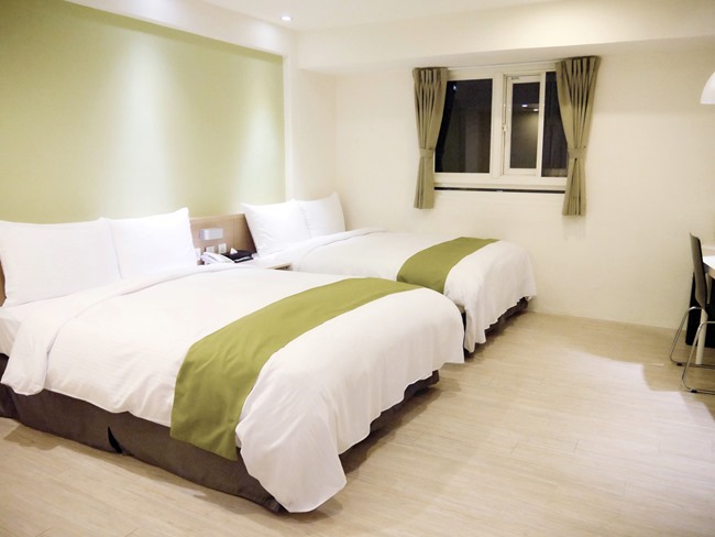 │宿。台中│綠生活的美好「葉綠宿Green Hotel」距逢甲夜市5分鐘腳程