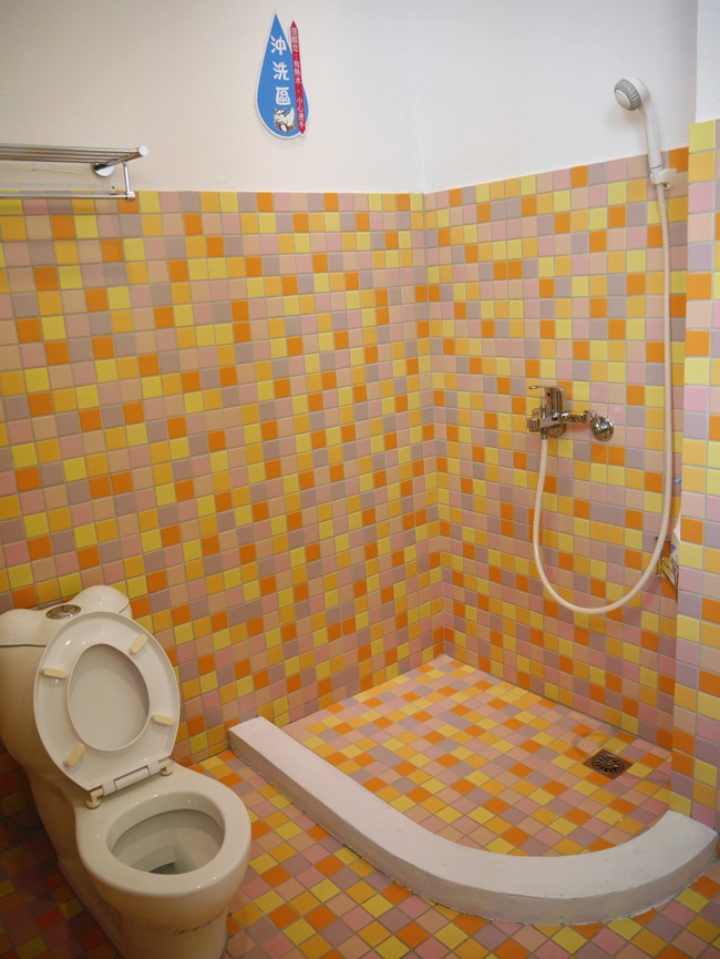 台中。親子餐廳│凹嗚親子主題樂園。密探維京風格堡壘。好吃、好玩還有玩具可帶回家哦!