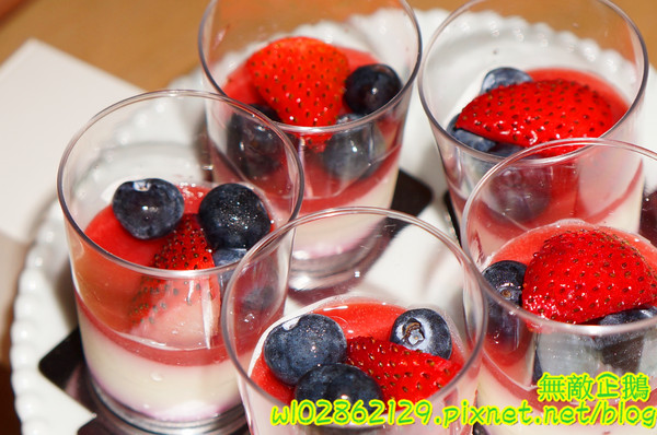 漫步左岸法式甜點工作室：【宅配】法式x小甜點..一個人也能享受