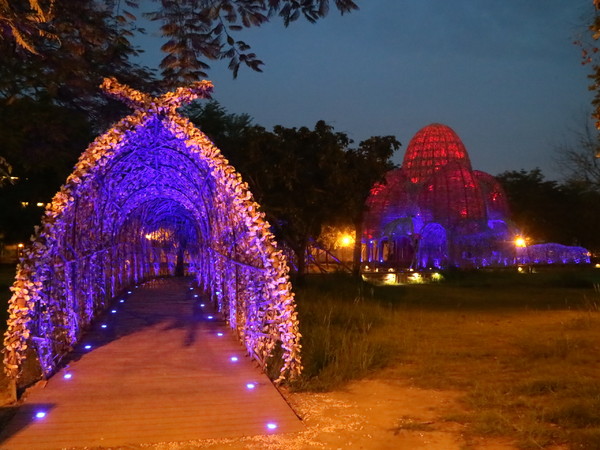 聚竹蚵地景藝術:【高雄旅遊】讓愛與祝福