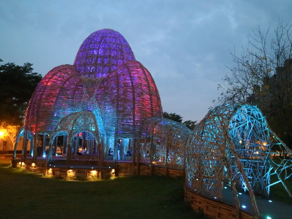 聚竹蚵地景藝術:【高雄旅遊】讓愛與祝福