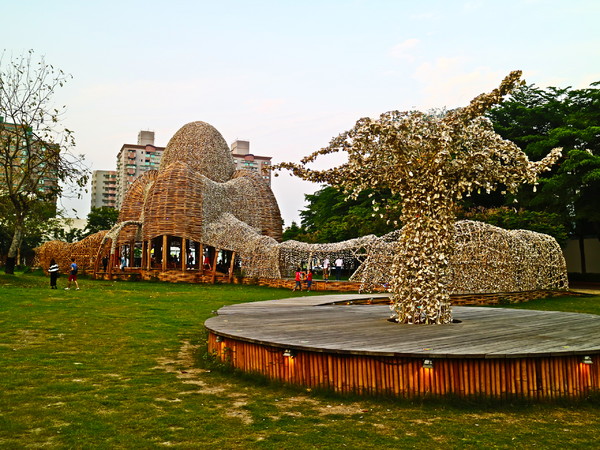 聚竹蚵地景藝術:【高雄旅遊】讓愛與祝福