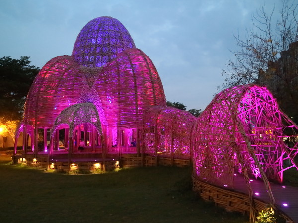 聚竹蚵地景藝術:【高雄旅遊】讓愛與祝福
