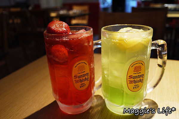 富士山龍フジヤマドラコン(台灣內湖店)：台北美食。捷運西湖站【富士山龍フジヤマドラコン-台灣內湖店】◆日韓混搭風格料理。居酒屋。燒烤。燒肉