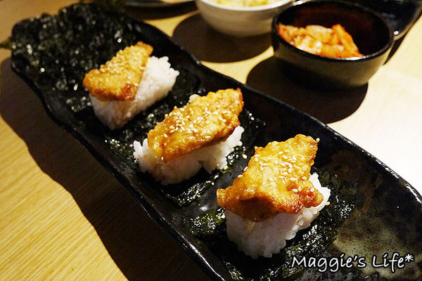 富士山龍フジヤマドラコン(台灣內湖店)：台北美食。捷運西湖站【富士山龍フジヤマドラコン-台灣內湖店】◆日韓混搭風格料理。居酒屋。燒烤。燒肉