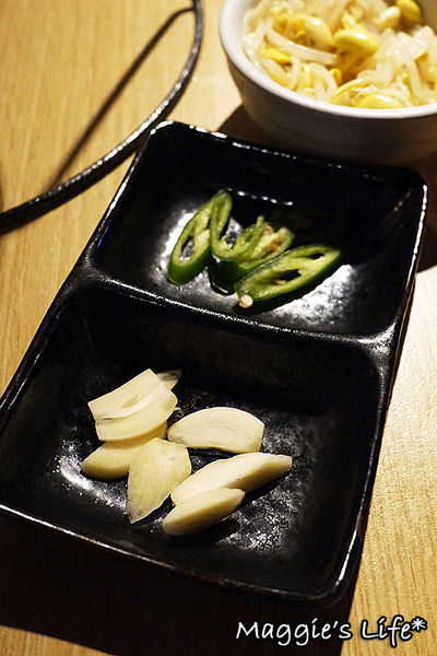 富士山龍フジヤマドラコン(台灣內湖店)：台北美食。捷運西湖站【富士山龍フジヤマドラコン-台灣內湖店】◆日韓混搭風格料理。居酒屋。燒烤。燒肉