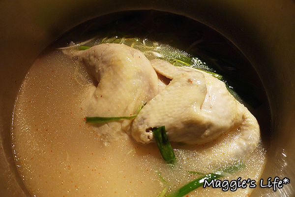 富士山龍フジヤマドラコン(台灣內湖店)：台北美食。捷運西湖站【富士山龍フジヤマドラコン-台灣內湖店】◆日韓混搭風格料理。居酒屋。燒烤。燒肉