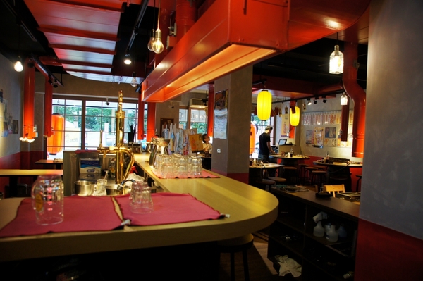 富士山龍 フジヤマドラコン(台灣內湖店):(台北。內湖區美食) 『富士山龍』日本職人熱情延燒,一手燒肉一手角嗨跟著巨鼠體驗日本道地居酒屋的豐沛能量吧!!