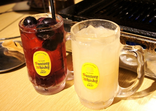 富士山龍 フジヤマドラコン(台灣內湖店):(台北。內湖區美食) 『富士山龍』日本職人熱情延燒,一手燒肉一手角嗨跟著巨鼠體驗日本道地居酒屋的豐沛能量吧!!