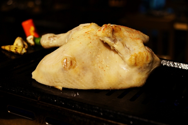 富士山龍 フジヤマドラコン(台灣內湖店):(台北。內湖區美食) 『富士山龍』日本職人熱情延燒,一手燒肉一手角嗨跟著巨鼠體驗日本道地居酒屋的豐沛能量吧!!