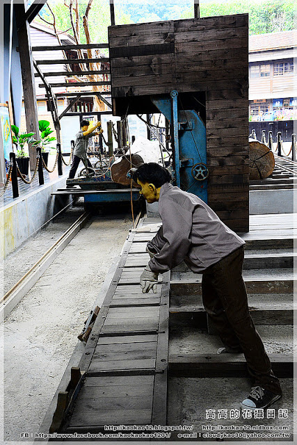 車埕木業館:【南投】水里鄉。車埕木業展示館 & 貯木池與天車