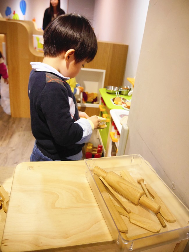 │台北。松山│123FUN親子聚會空間。高質感全原木打造遊戲王國