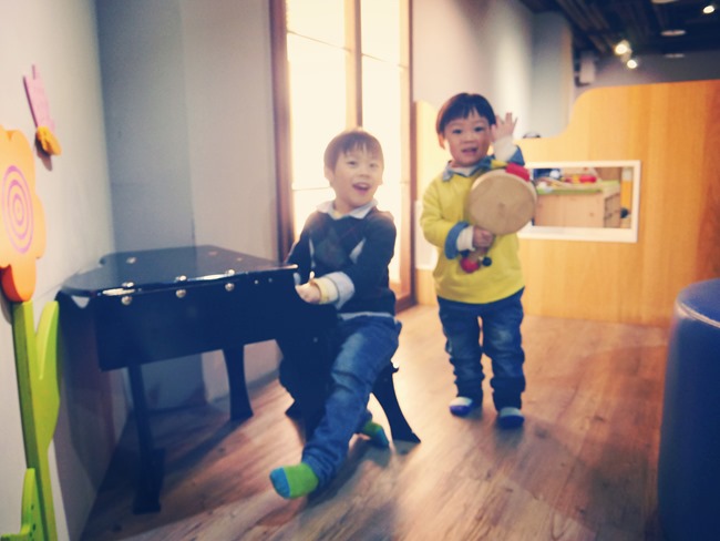 │台北。松山│123FUN親子聚會空間。高質感全原木打造遊戲王國