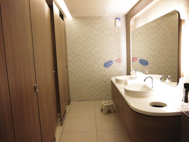 │台北。松山│123FUN親子聚會空間。高質感全原木打造遊戲王國