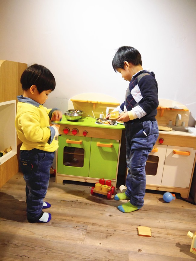 │台北。松山│123FUN親子聚會空間。高質感全原木打造遊戲王國