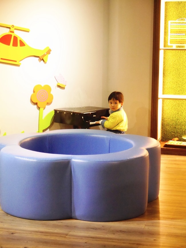 │台北。松山│123FUN親子聚會空間。高質感全原木打造遊戲王國