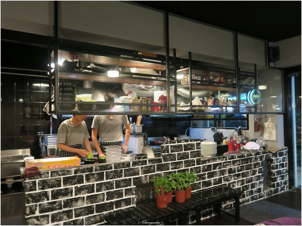 Office by mastro：台北 捷運南京三民站 Office by mastro~民生社區裡的美食實驗室