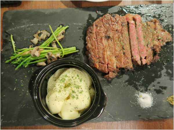 Office by mastro：台北 捷運南京三民站 Office by mastro~民生社區裡的美食實驗室