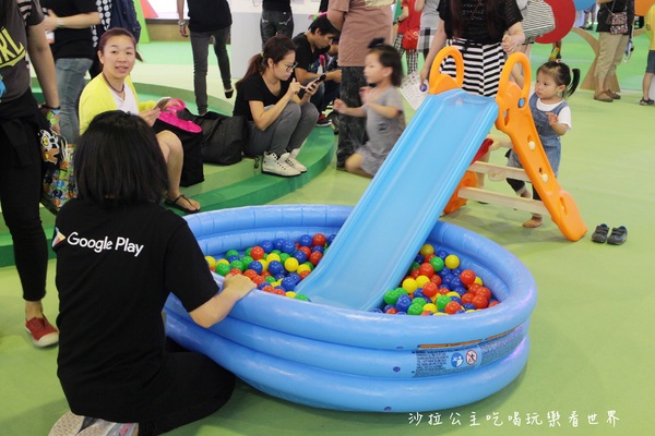google play遊樂園：台北信義免費入園『Google play遊樂園』70款遊戲應用任你玩