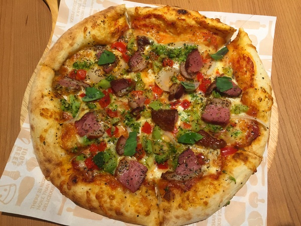 Tino's Pizza Café堤諾比薩(台北信義誠品店):Tino's Pizza Café堤諾比薩 台北信義誠品店