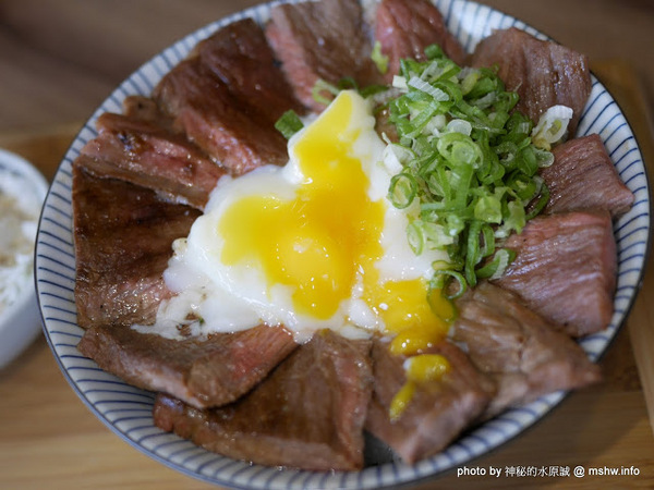 滿燒肉丼食堂(員林店):【食記】彰化Yakiniku Don Syokudou 滿燒肉丼食堂 (員林店)@員林崇實高工&員林國小 : 口味水準還算一致的平價好味道