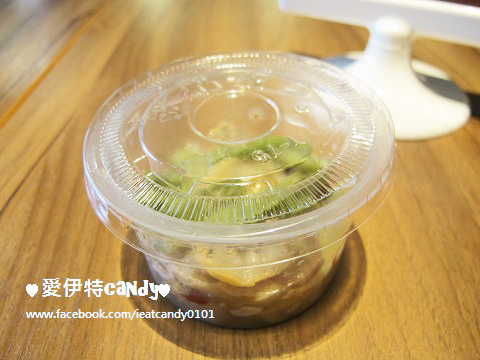 滿燒肉丼食堂(員林店)：『彰化員林_滿燒肉丼食堂 (員林店)』被肉滿滿蓋住看不到飯的丼飯，整個衝擊你的視線！