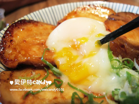 滿燒肉丼食堂(員林店)：『彰化員林_滿燒肉丼食堂 (員林店)』被肉滿滿蓋住看不到飯的丼飯，整個衝擊你的視線！