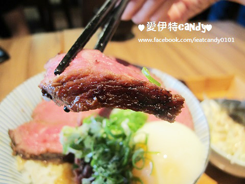 滿燒肉丼食堂(員林店)：『彰化員林_滿燒肉丼食堂 (員林店)』被肉滿滿蓋住看不到飯的丼飯，整個衝擊你的視線！