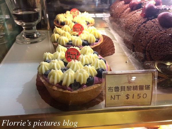 好咖 Howcup CURRY CAFE'：桃園中壢區美食~好咖 Howcup CURRY CAFE'~份量十足的芒果塔！