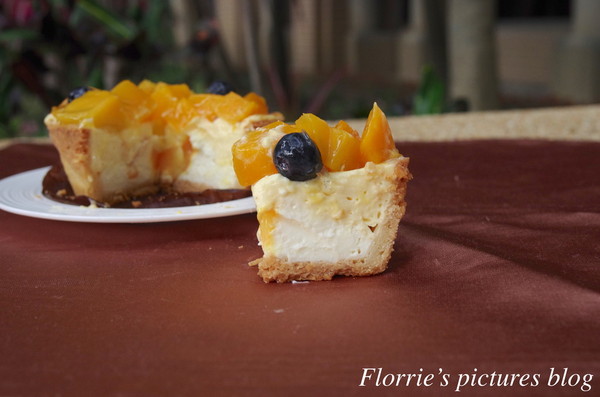 好咖 Howcup CURRY CAFE'：桃園中壢區美食~好咖 Howcup CURRY CAFE'~份量十足的芒果塔！