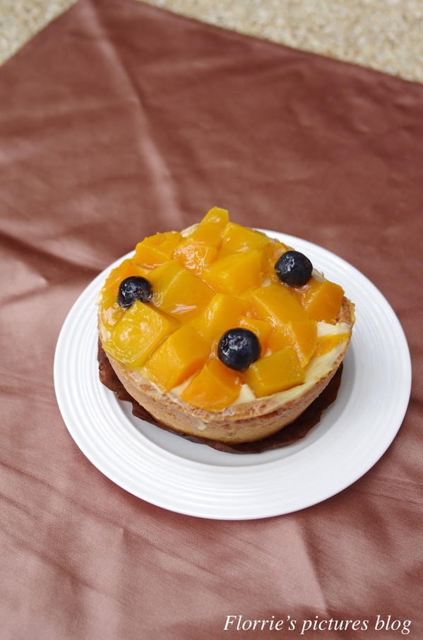 好咖 Howcup CURRY CAFE'：桃園中壢區美食~好咖 Howcup CURRY CAFE'~份量十足的芒果塔！