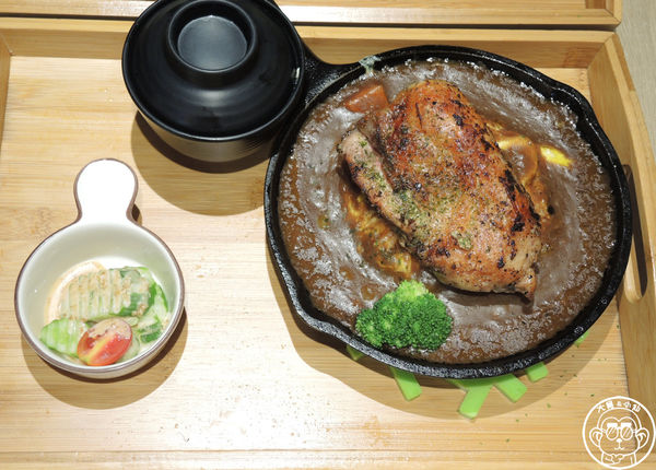 好咖 Howcup CURRY CAFE'：呷飽祙【桃園中壢･好咖 Howcup CURRY CAFE'】食尚玩家推薦