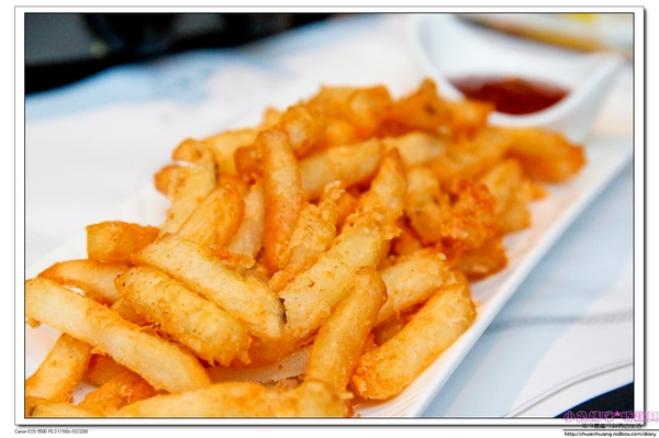 赤崁璽樓：【美食♥台南】☼ 赤崁璽樓（原禪食.素食）☼中西式無菜單桌菜料理、法式藍帶排/素食也能很美味！♥♥