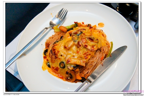 赤崁璽樓：【美食♥台南】☼ 赤崁璽樓（原禪食.素食）☼中西式無菜單桌菜料理、法式藍帶排/素食也能很美味！♥♥