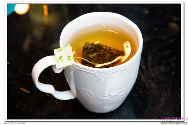 赤崁璽樓：【美食♥台南】☼ 赤崁璽樓（原禪食.素食）☼中西式無菜單桌菜料理、法式藍帶排/素食也能很美味！♥♥