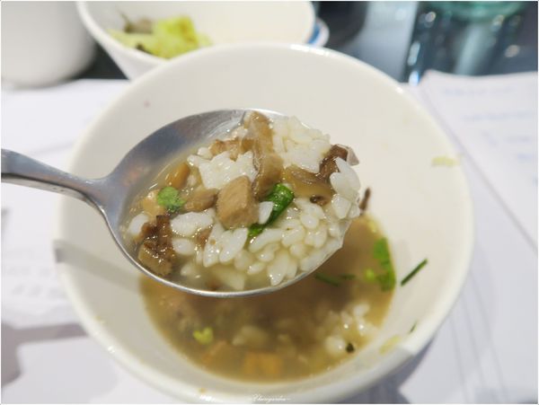 赤崁璽樓:台南 赤崁璽樓 (原 襌&食時尚異國蔬食料理餐廳)~老房子裡的環保餐館