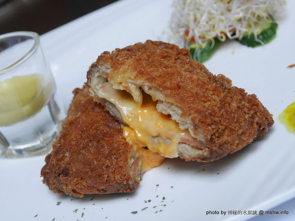 赤崁璽樓:【食記】台南赤崁璽樓蔬食餐廳-襌&食時尚異國蔬食料理@中西區赤崁樓 : 面對時間的巨輪,在歷史洪流的角落用餐, 仿佛格外美味!