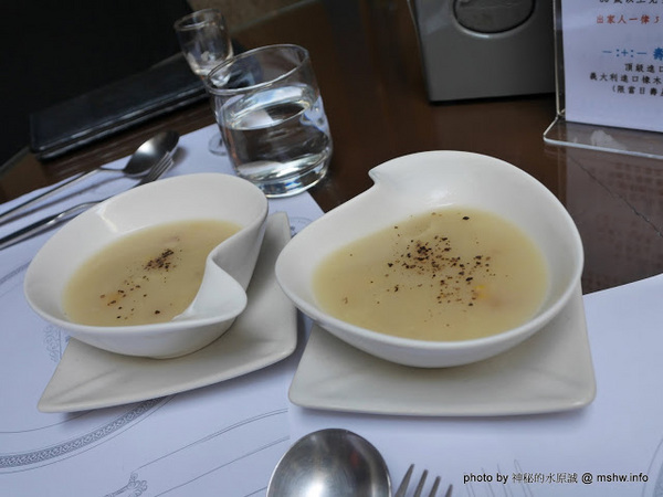 赤崁璽樓:【食記】台南赤崁璽樓蔬食餐廳-襌&食時尚異國蔬食料理@中西區赤崁樓 : 面對時間的巨輪,在歷史洪流的角落用餐, 仿佛格外美味!