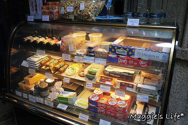 赤崁璽樓：台南美食。赤崁樓商圈【赤崁璽樓】創意素食料理新發現◆奶蛋素餐廳。全素食餐廳