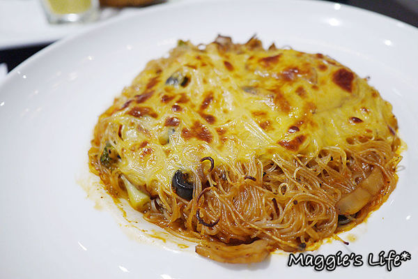 赤崁璽樓：台南美食。赤崁樓商圈【赤崁璽樓】創意素食料理新發現◆奶蛋素餐廳。全素食餐廳