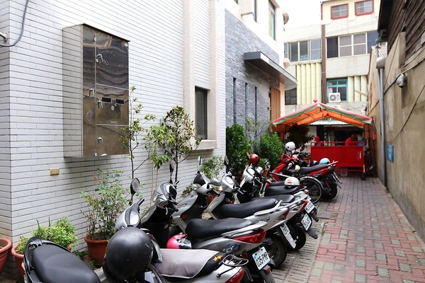 赤崁璽樓:【台南美食】『赤崁璽樓』原禪食餐廳~隱藏版的巷弄異國素食料理